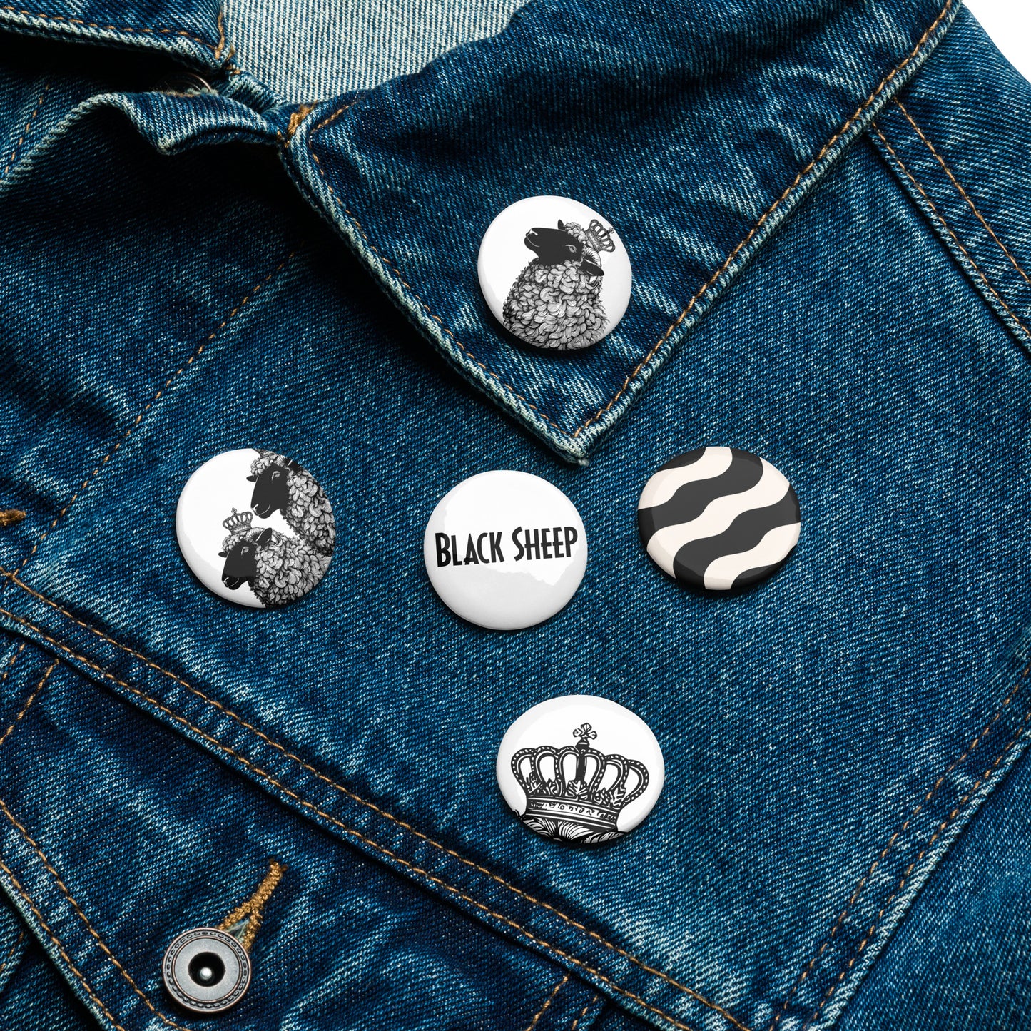Set of pin buttons, Black Sheep